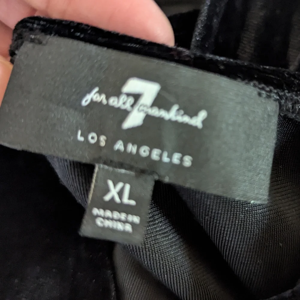 7 For All Mankind Black Velvet Jumpsuit - Picture 6 of 9